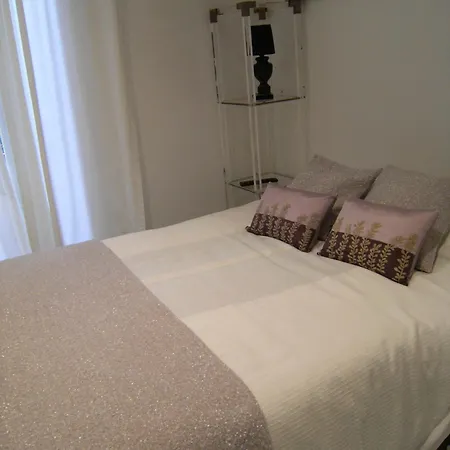 Blanca Subur Apartment *